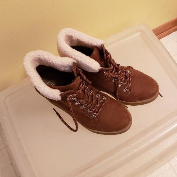Esprit Wedge Booties Womens 8.5 M Brown Roxy Suede Lace Up Faux Fur Shoes. - Picture 1 of 1